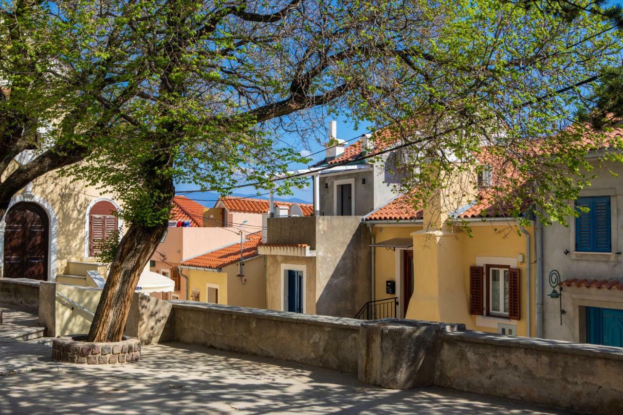 Little House In Baska Apartment ภายนอก รูปภาพ